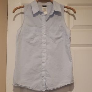 Patagonia collared sleeveless button down